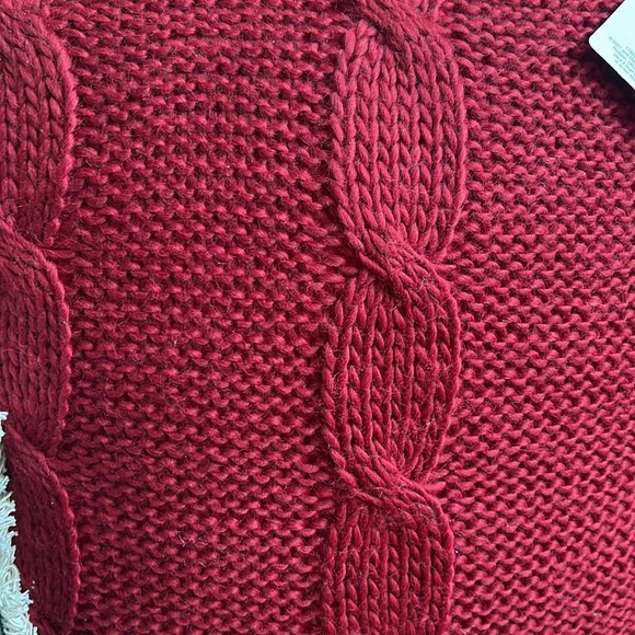 Place & Time Wonderland pillow collections, 3 pieces set total price is $140 - Picture 11 of 13